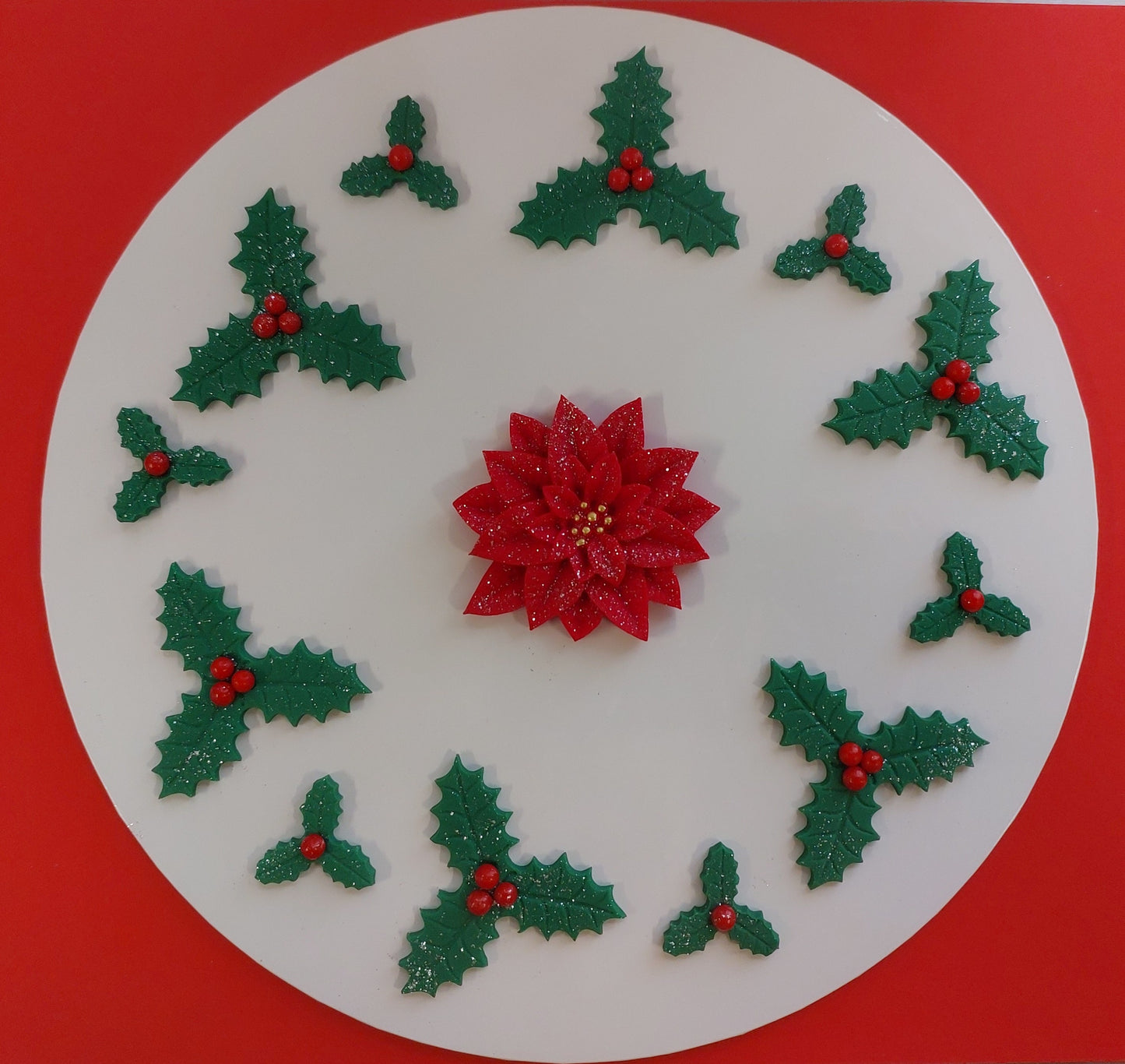 Poinsettia and holly, edible fondant icing Christmas cake topper / decorations.