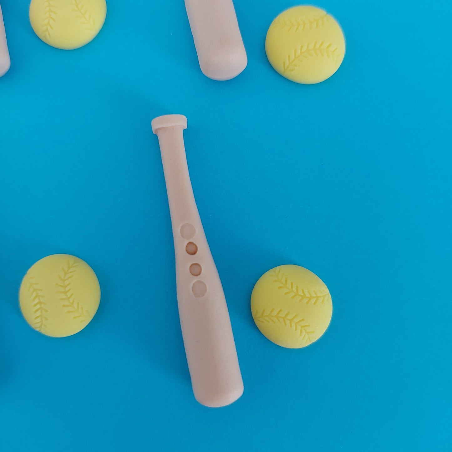 Softball / Baseball Bats and Balls - Edible Icing Cake Decorations