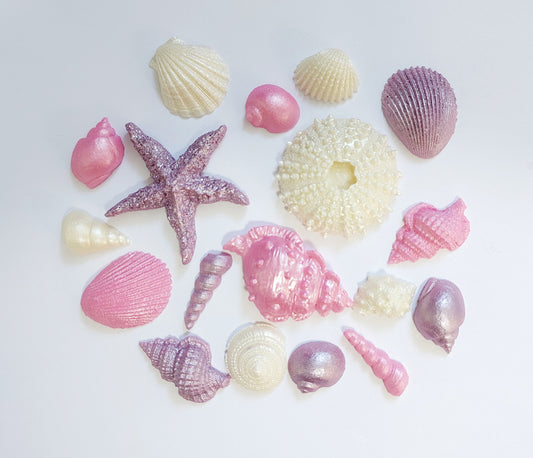 Sea Shells x 18 - Rose, Lilac and Cream - Edible Chocolate Cake Decorations